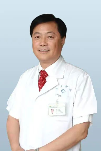 唐先格